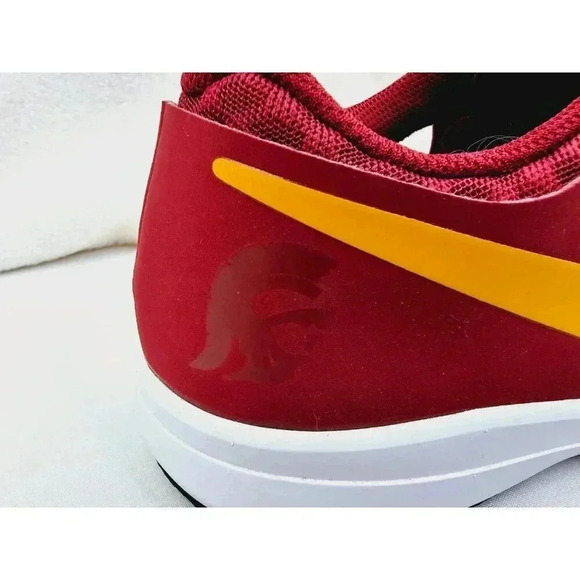 Nike Size 9 Men's Train Speed 4 AMP USC Trojans Logo Red Gold Low Lace Sneakers - Picture 4 of 13